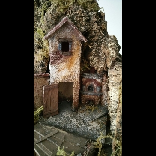 PRESEPE ARTIGIANALE MOD. P50FF CON FONTANA E FORNO ILLUMINATI PITTURATO